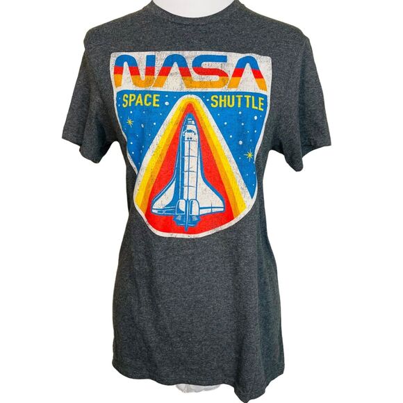 Fifth Sun Tops - Fifth Sun NASA Shuttle Crest Cotton Graphic Gray Tee Size Small